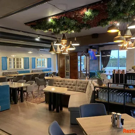 Stylish Zingara 2 Apartment